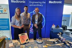 BIlde av firmarepresentanter fra Medtronic